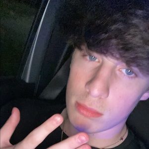 Meet your Posher, Hunter